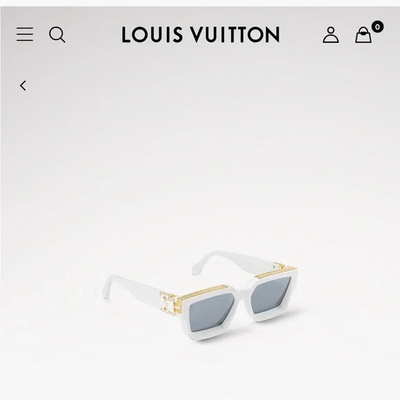 Louis Vuitton 1.1 Millionaires Sunglasses

$895.00 + tax unisex, good condition - Picture 2 of 6